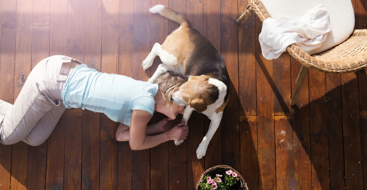 La mascota lo aprende todo de ti (Istock)