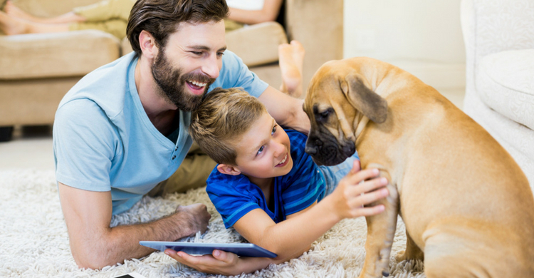 Fabrica tú mismo sus juguetes (Istock)